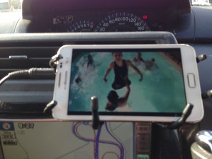 車 スマホ ホルダー (1)